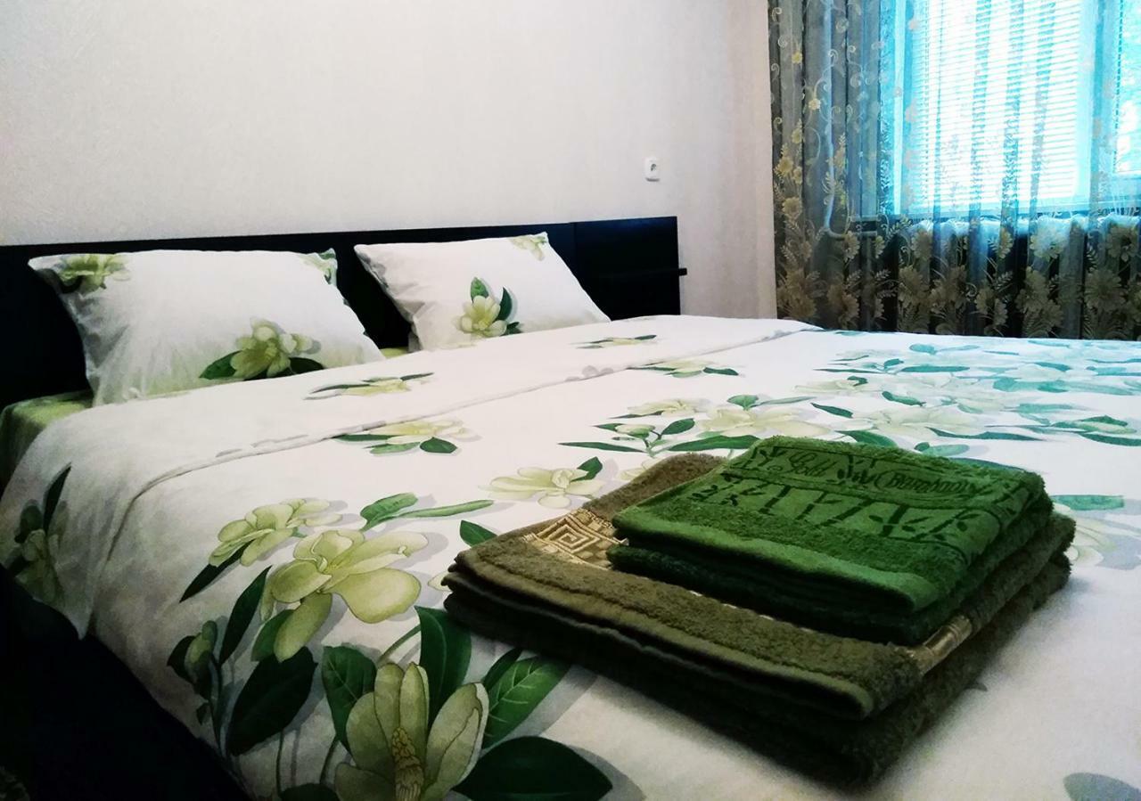 Уютная, Благоустроенная 2-Комнатная Квартира, Wifi Appartement Bobruisk Buitenkant foto