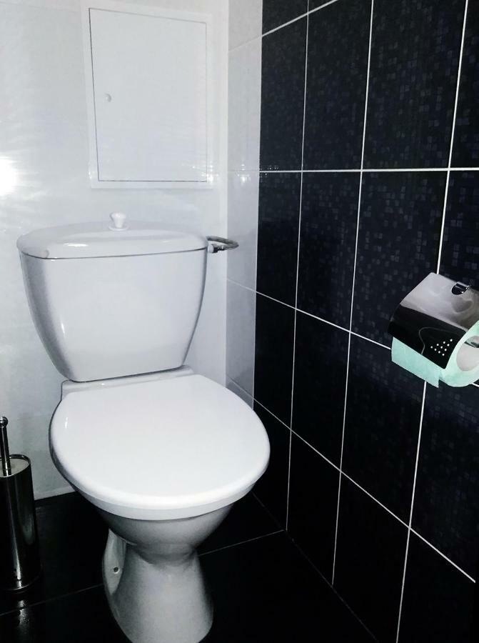 Уютная, Благоустроенная 2-Комнатная Квартира, Wifi Appartement Bobruisk Buitenkant foto
